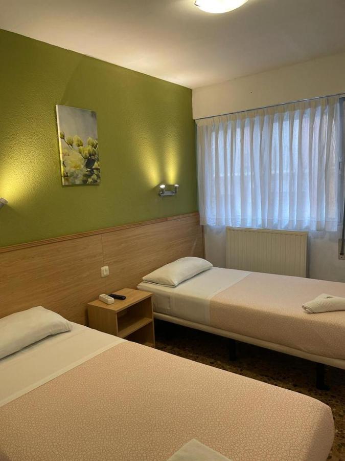 Hostal Milmarcos Zaragoza Eksteriør billede