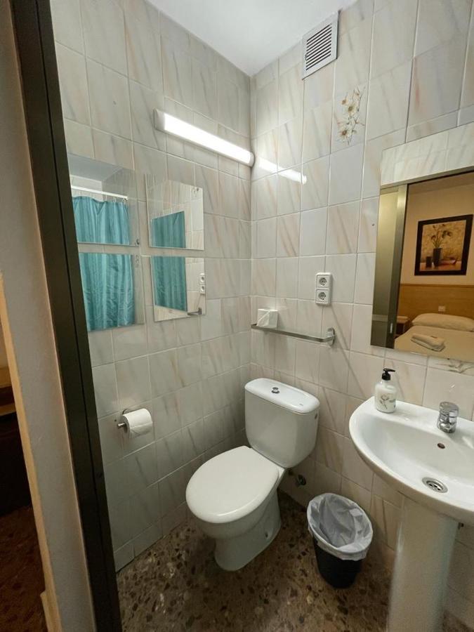 Hostal Milmarcos Zaragoza Eksteriør billede