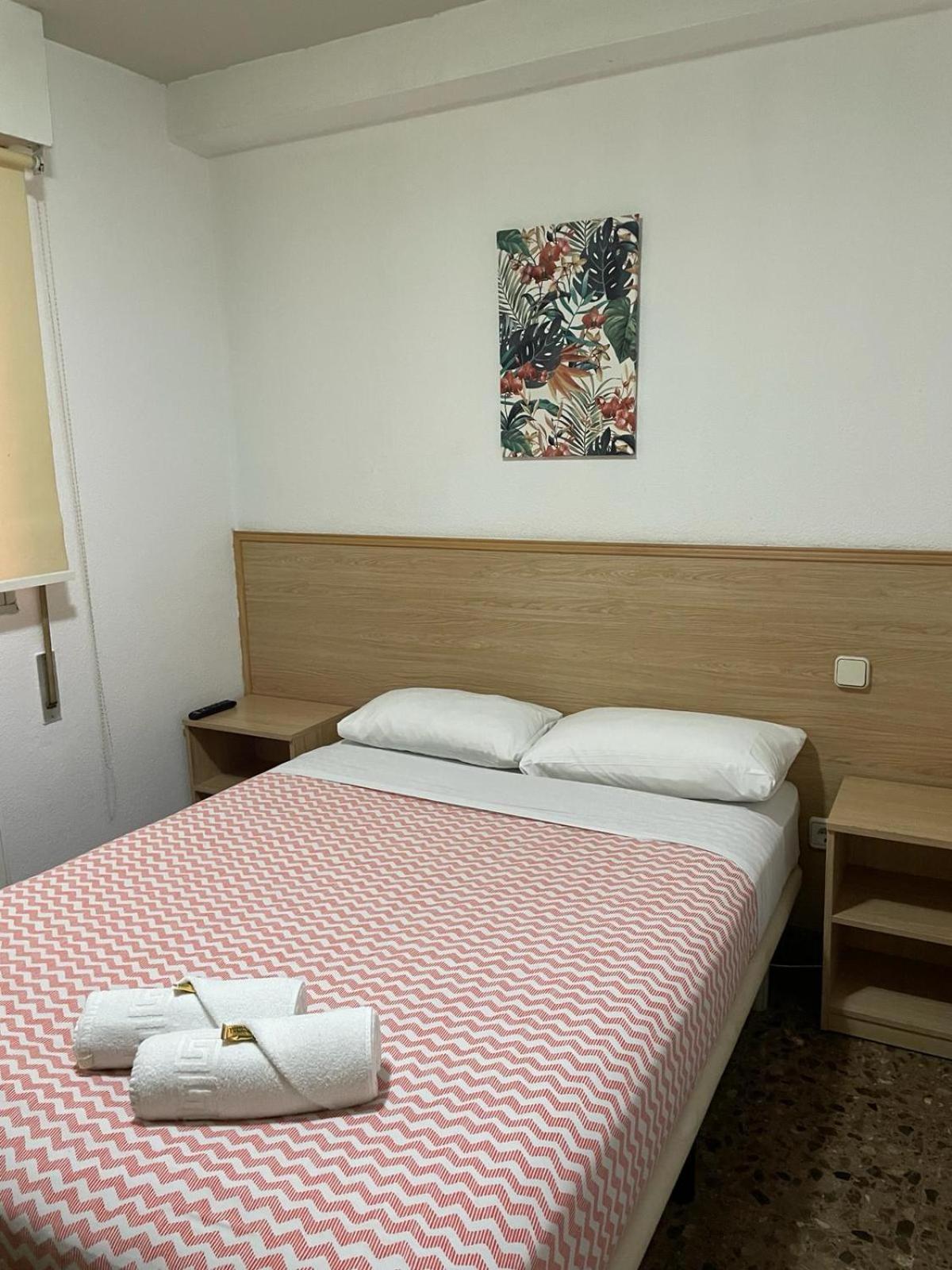 Hostal Milmarcos Zaragoza Eksteriør billede