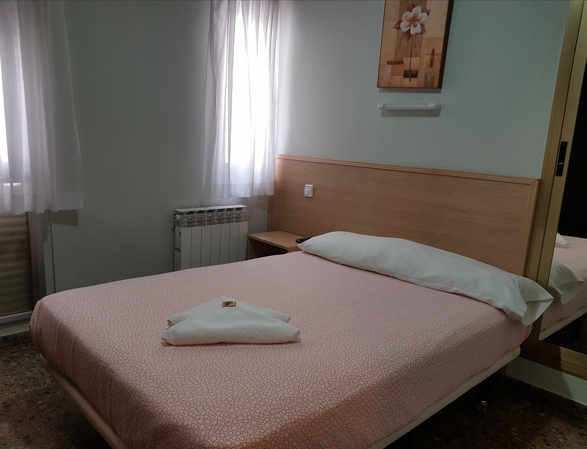 Hostal Milmarcos Zaragoza Eksteriør billede